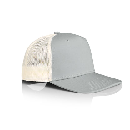 Stock Contrast Trucker